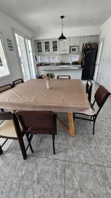 Casa Ravi Сasa de vacaciones Pilar (Buenos Aires)